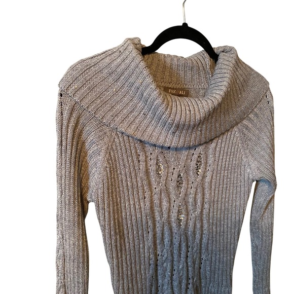 ROZ & ALI Gray Ribbed Metallic Cowl Neck Sequin Accent Sweater Size M - Picture 6 of 11